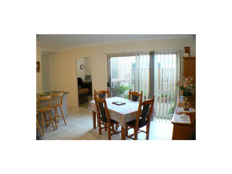 8 Fitzroy Ct, Pacific Paradise QLD 4564