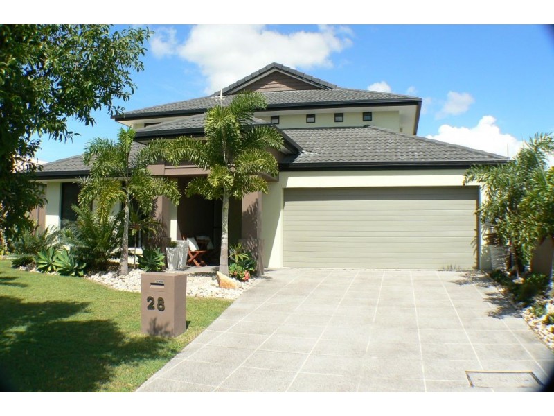 28  Veerings Ct, Twin Waters QLD 4564