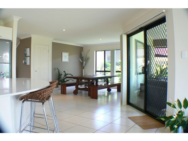 28  Veerings Ct, Twin Waters QLD 4564