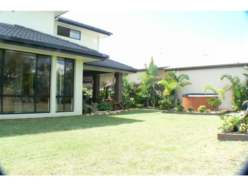28  Veerings Ct, Twin Waters QLD 4564