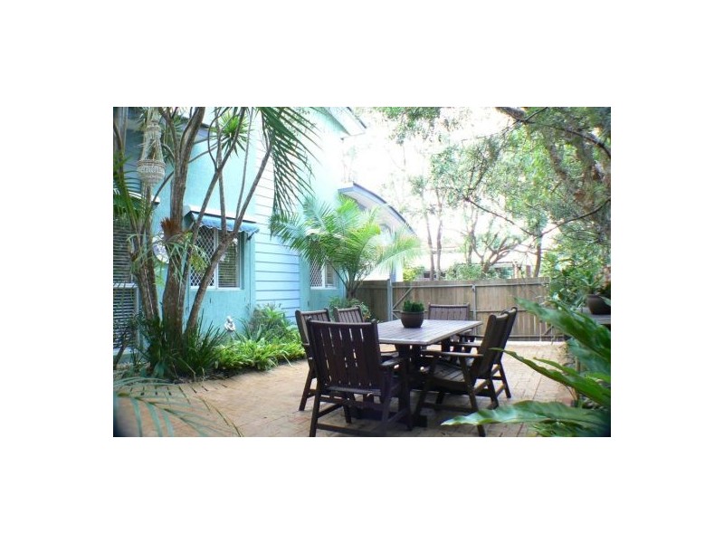 1/17 Begonia Way, Marcoola QLD 4564