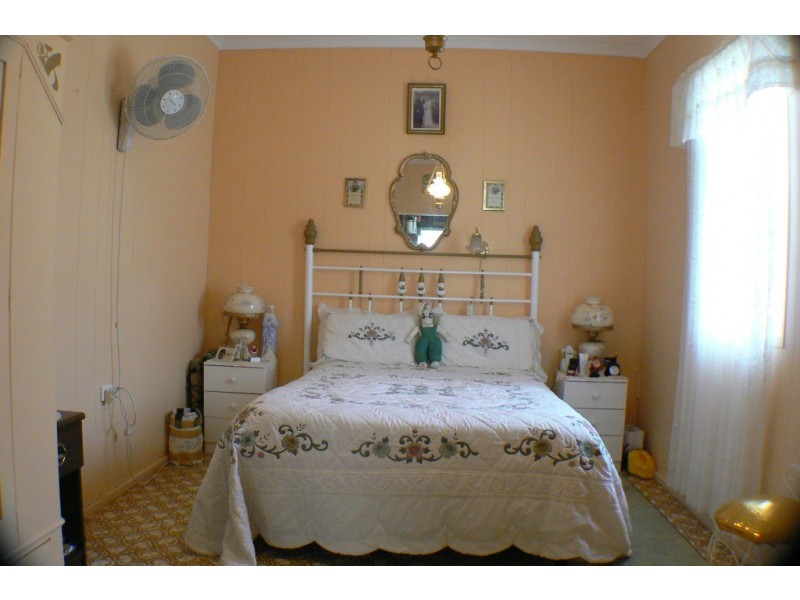 14 Finland Road, Bli Bli QLD 4560
