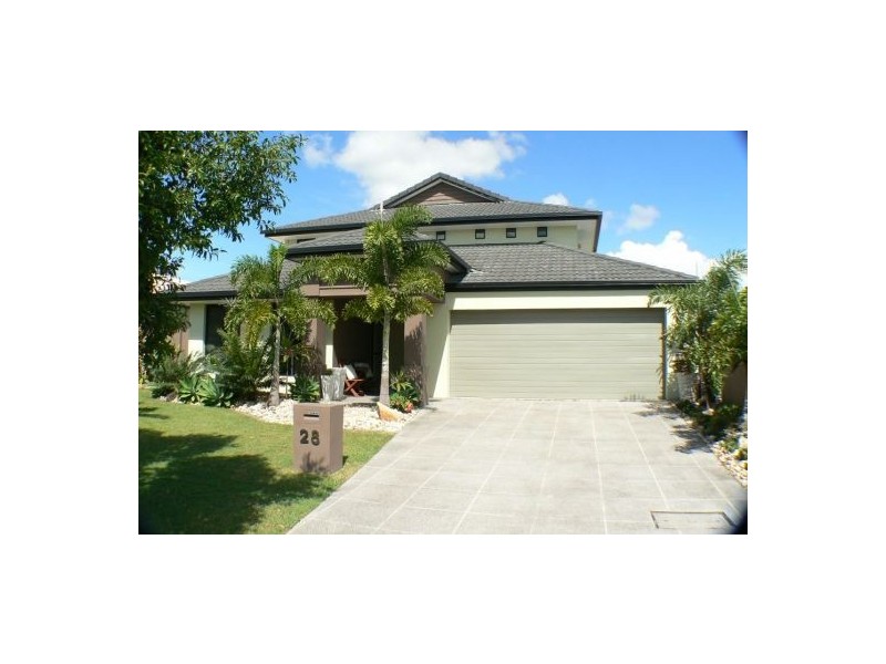 28 Veerings Cr, Twin Waters QLD 4564