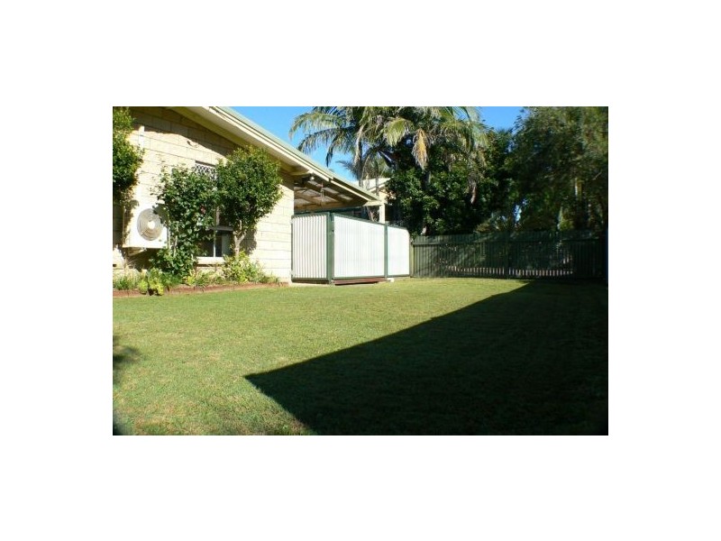 15 Richardson St, Pacific Paradise QLD 4564