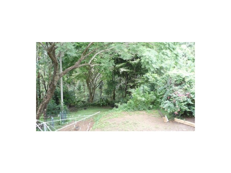 142 Panorama Dr., Rosemount QLD 4560