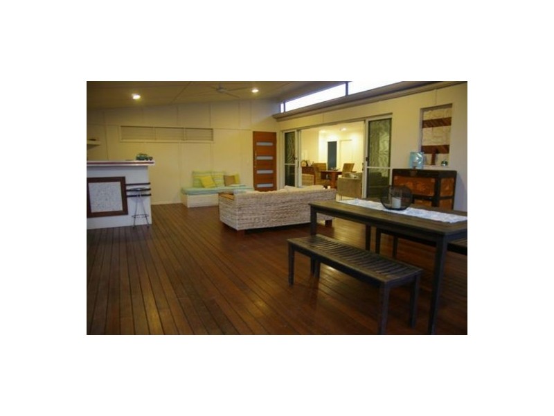 6 Richardson Street, Pacific Paradise QLD 4564