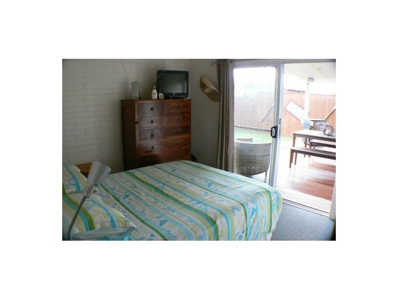 6 Richardson Street, Pacific Paradise QLD 4564