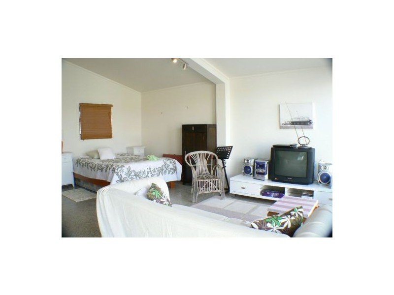 6 Richardson Street, Pacific Paradise QLD 4564