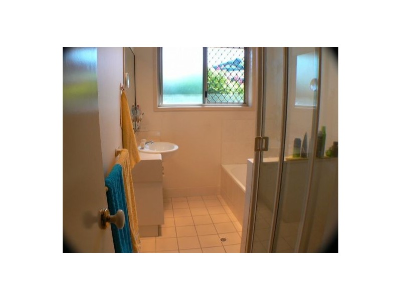 1/38 Yango Street, Pacific Paradise QLD 4564
