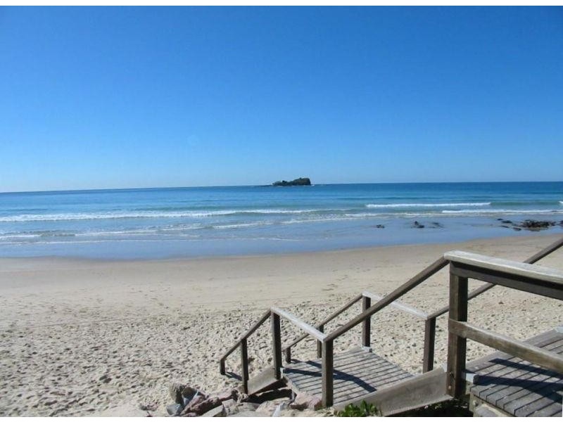 8 Cottonwood Street, Mudjimba QLD 4564