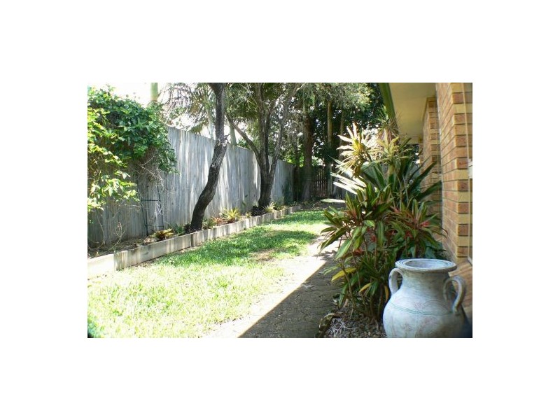 13 Kumbar Street, Pacific Paradise QLD 4564