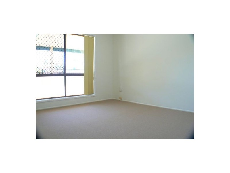 6 Boroko Place, Bli Bli QLD 4560