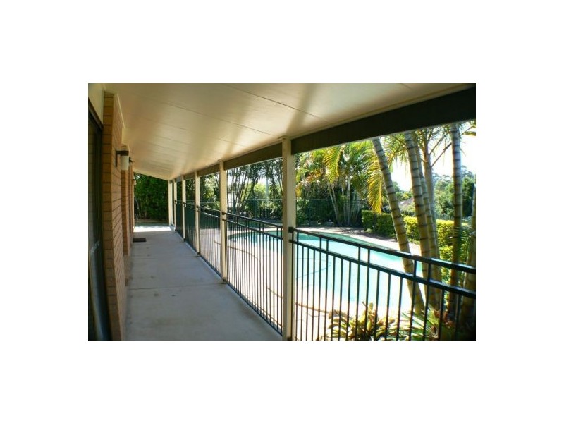 6 Boroko Place, Bli Bli QLD 4560