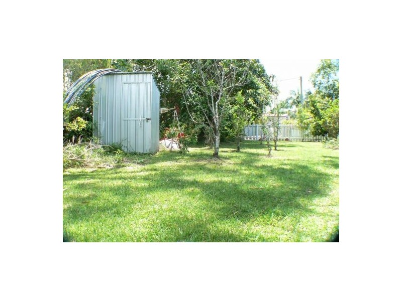 15 Lows Drive, Pacific Paradise QLD 4564