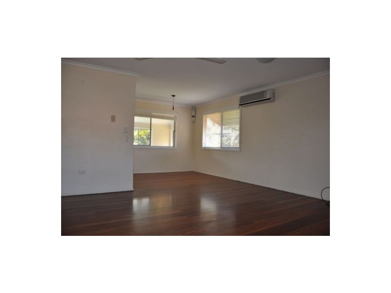 31 Yango Street, Pacific Paradise QLD 4564