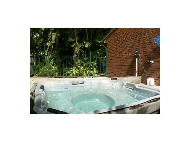 743 David Low Way, Mudjimba QLD 4564