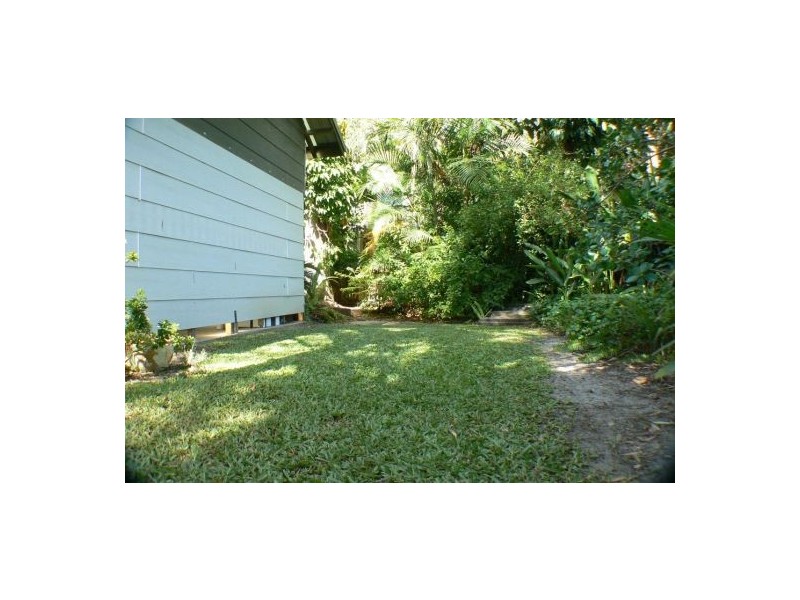 743 David Low Way, Mudjimba QLD 4564