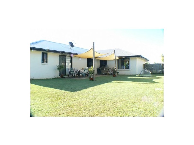 25 Satinash Place, Mudjimba QLD 4564