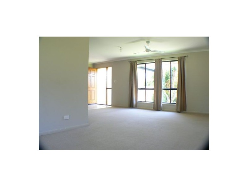 25 Satinash Place, Mudjimba QLD 4564