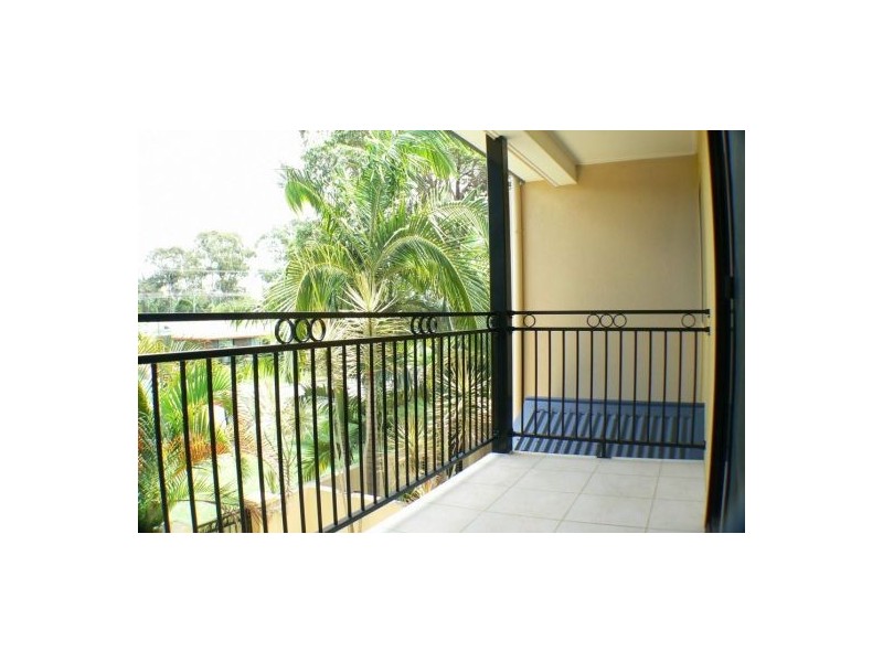 32 Karome Street, Pacific Paradise QLD 4564