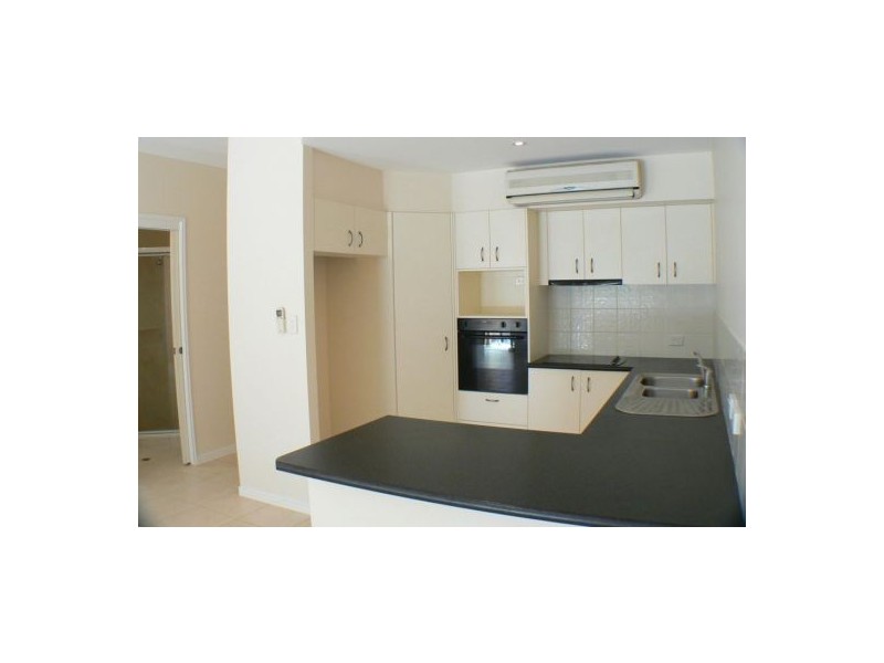 32 Karome Street, Pacific Paradise QLD 4564