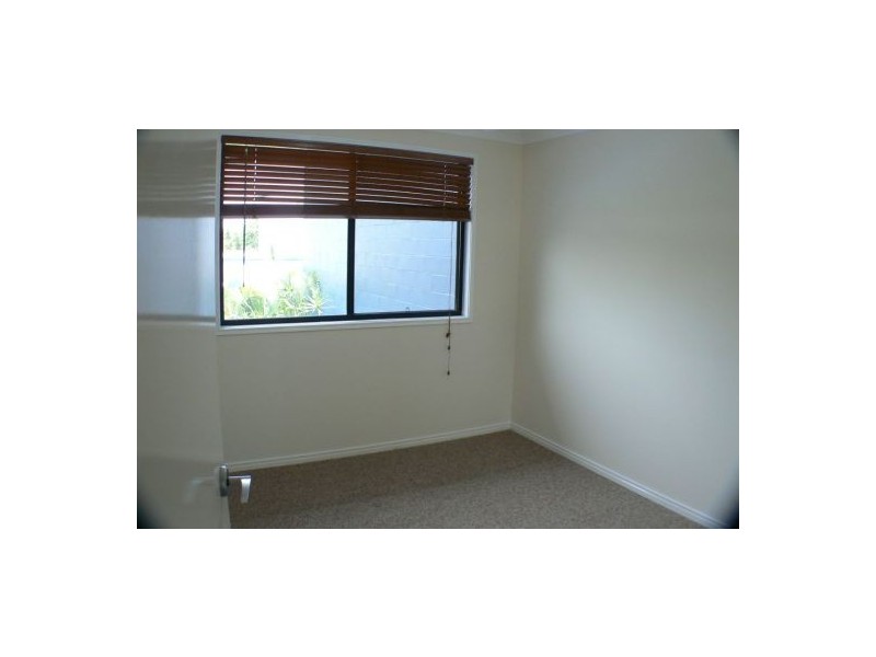 32 Karome Street, Pacific Paradise QLD 4564
