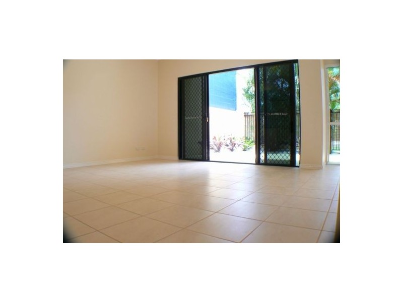 32 Karome Street, Pacific Paradise QLD 4564