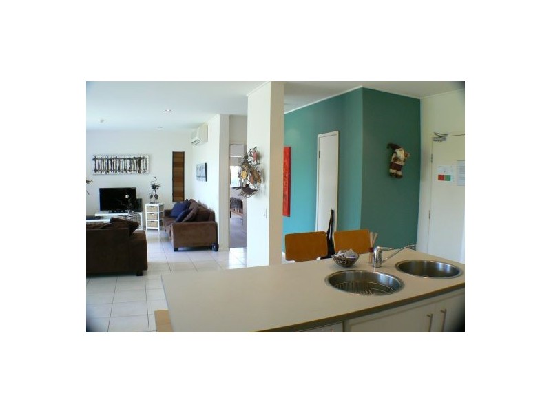 84/80 North Shore Road, Twin Waters QLD 4564