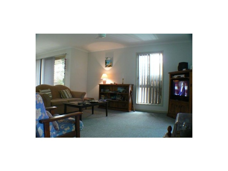 2/42 Yango Street, Pacific Paradise QLD 4564