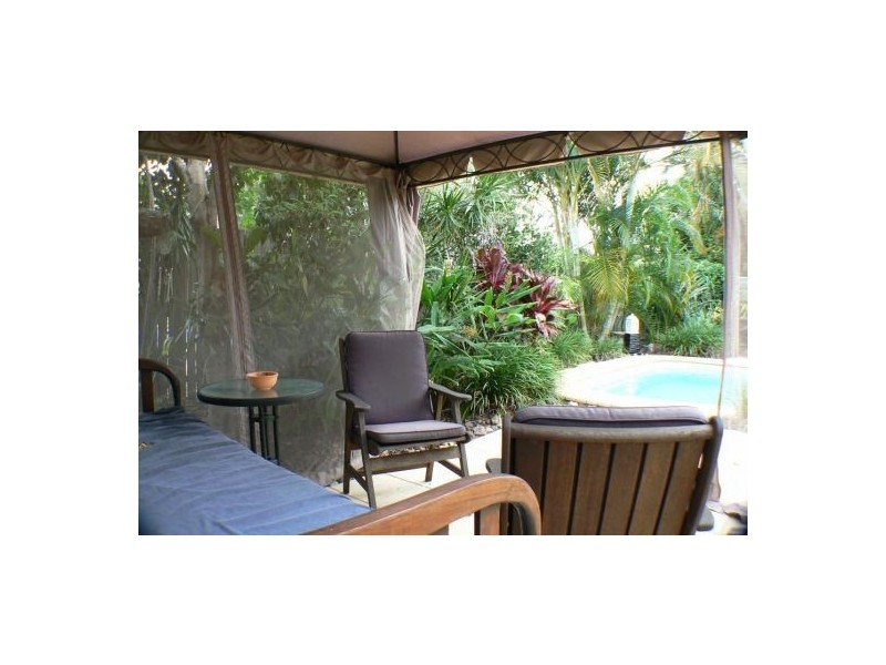 14 Boomba Street, Pacific Paradise QLD 4564