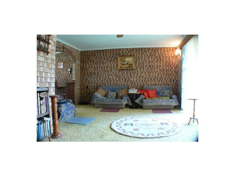 674 David Low Way, Pacific Paradise QLD 4564