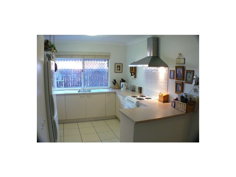 2/8 Kandoo Street, Pacific Paradise QLD 4564