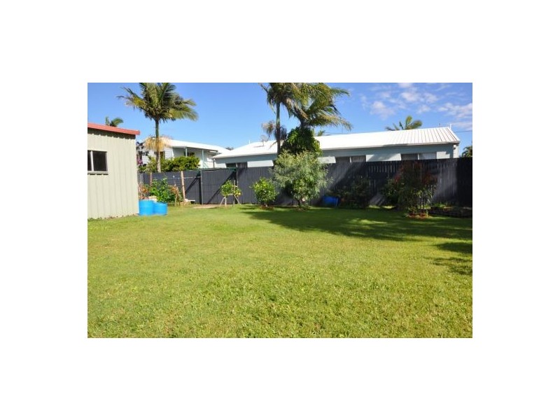 886 David Low Way, Marcoola QLD 4564