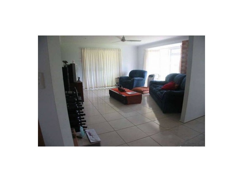 23 Lorraine Av, Marcoola QLD 4564