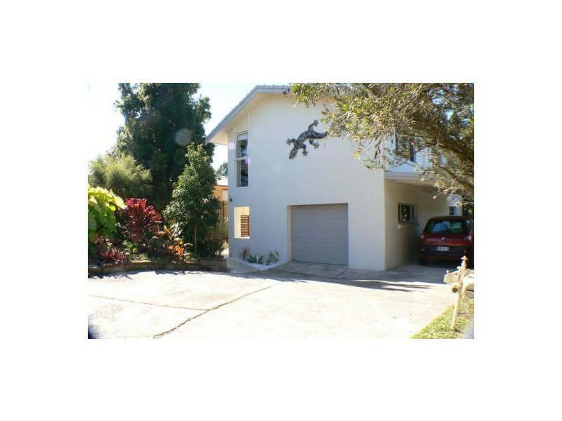 6 Atkinson Road, Bli Bli QLD 4560