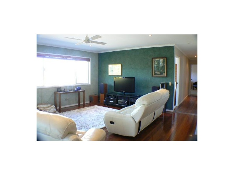 6 Atkinson Road, Bli Bli QLD 4560