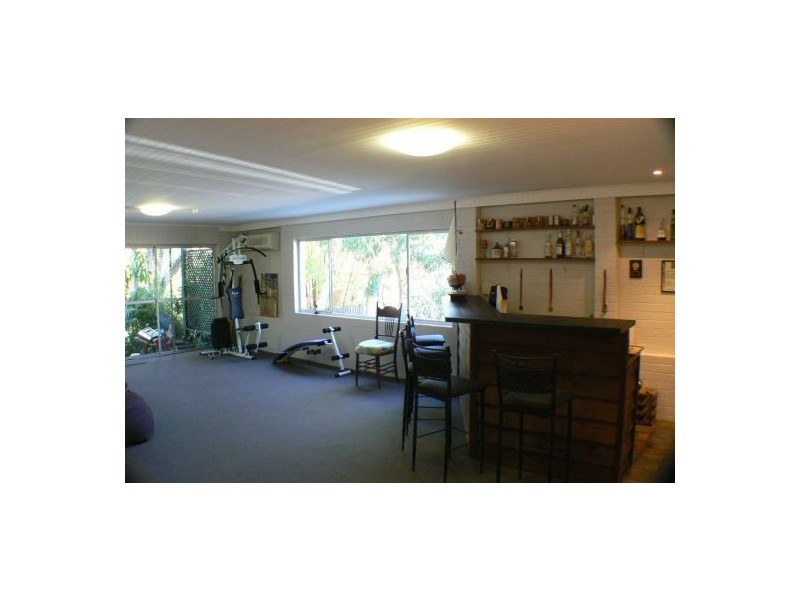 6 Atkinson Road, Bli Bli QLD 4560