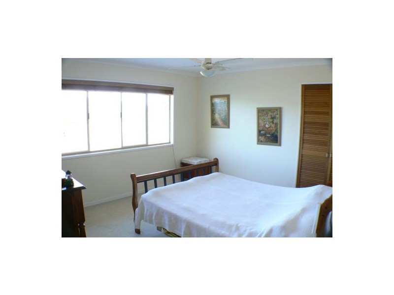6 Atkinson Road, Bli Bli QLD 4560