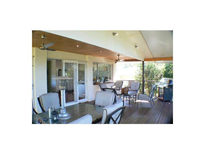 6 Atkinson Road, Bli Bli QLD 4560