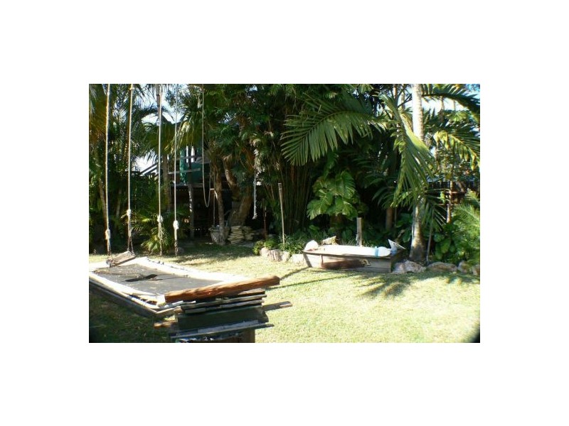5 Pandanus Street, Mudjimba QLD 4564