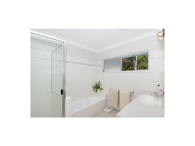 12 Parsons Bank, Twin Waters QLD 4564