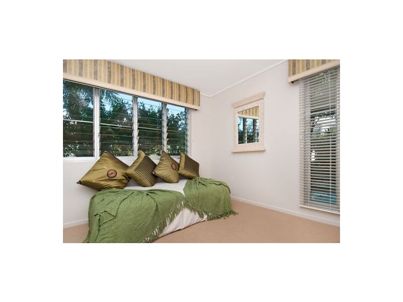 13/20 Anchorage Cct, Twin Waters QLD 4564