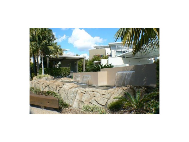 16/20 Anchorage Cct, Twin Waters QLD 4564