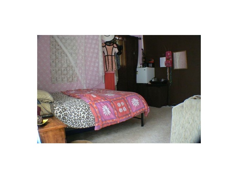 16 Karome Street, Pacific Paradise QLD 4564