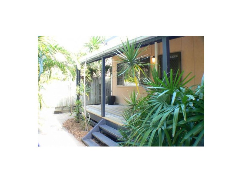 12  Conebush St, Mudjimba QLD 4564