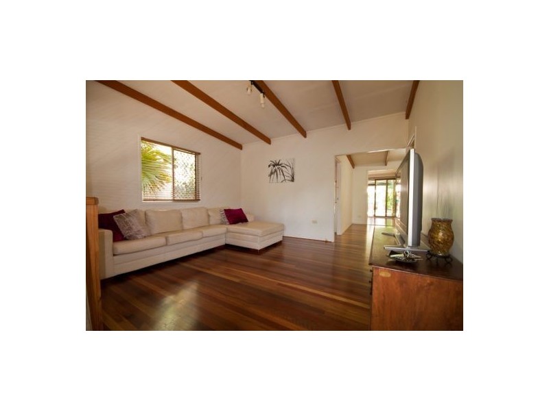 12  Conebush St, Mudjimba QLD 4564