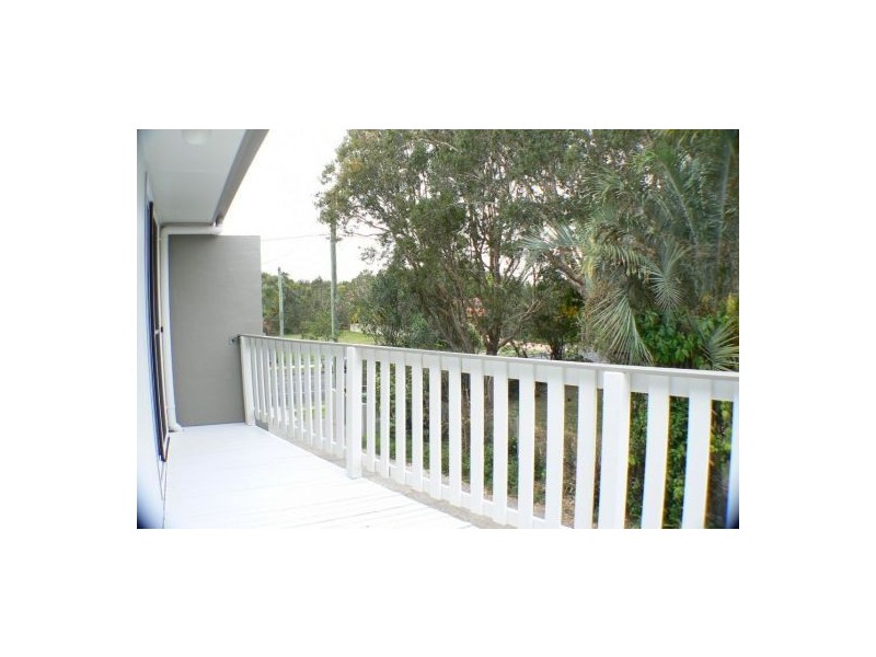2/103 Mudjimba Beach Road, Mudjimba QLD 4564