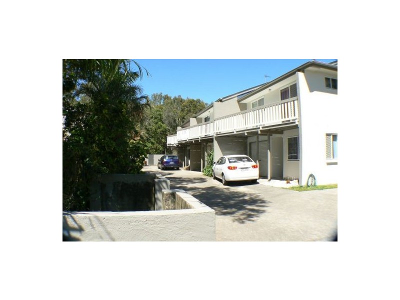 2/103 Mudjimba Beach Road, Mudjimba QLD 4564