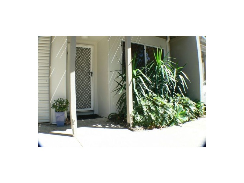 2/103 Mudjimba Beach Road, Mudjimba QLD 4564