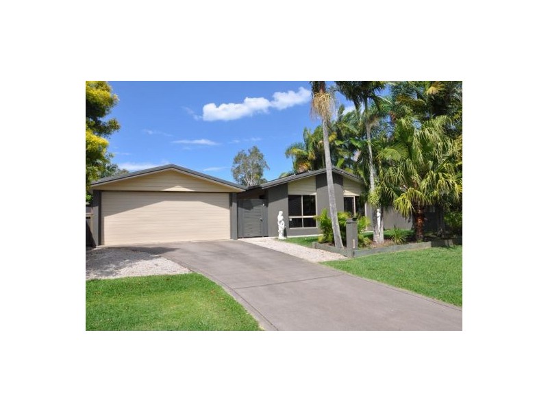 14. Kandoo Street, Pacific Paradise QLD 4564